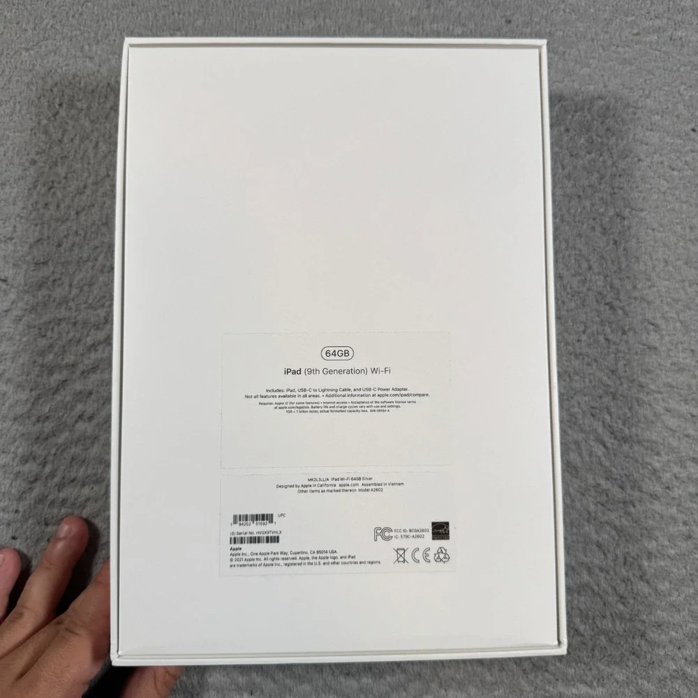 Apple iPad (9th Generation) A2602 64 GB, Wi-Fi, 10.2 in - Space Gray BOX ONLY‎